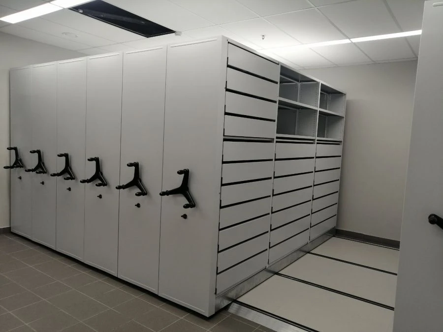 Mobile Metal Shelving System Type T for High Ceilings