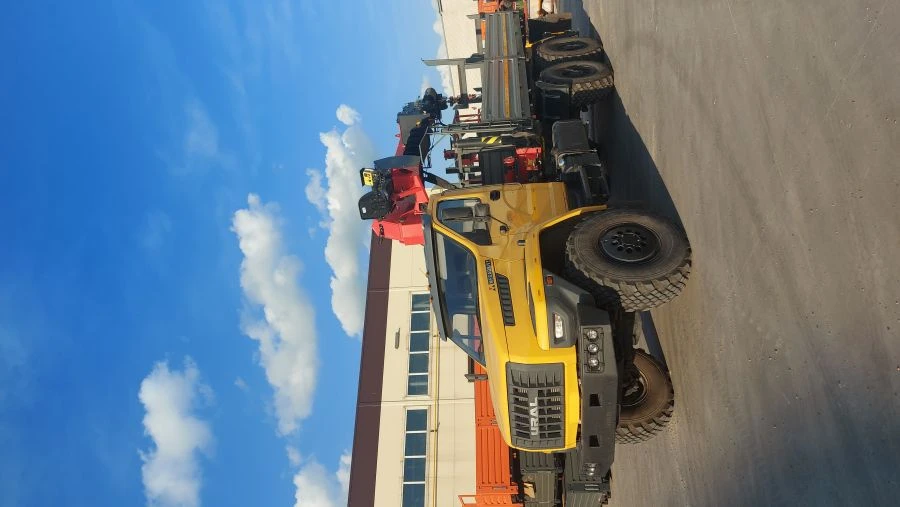 شاحنة هيدروليكية مزودة برافعة KMA على هيكل أورال 4320 U1K02N-Z150