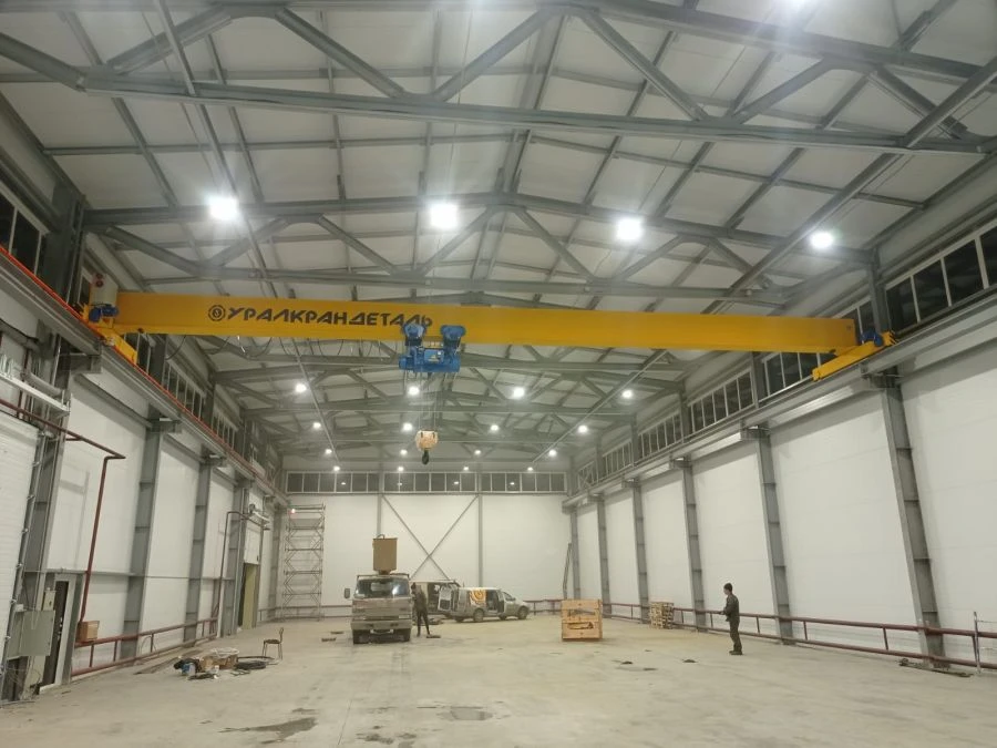 Overhead Crane with Load Capacity Up to 20 Tons - KM Type