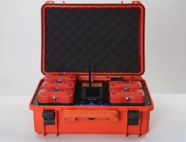 Search Device "Poisk-M" with 5 Beacons