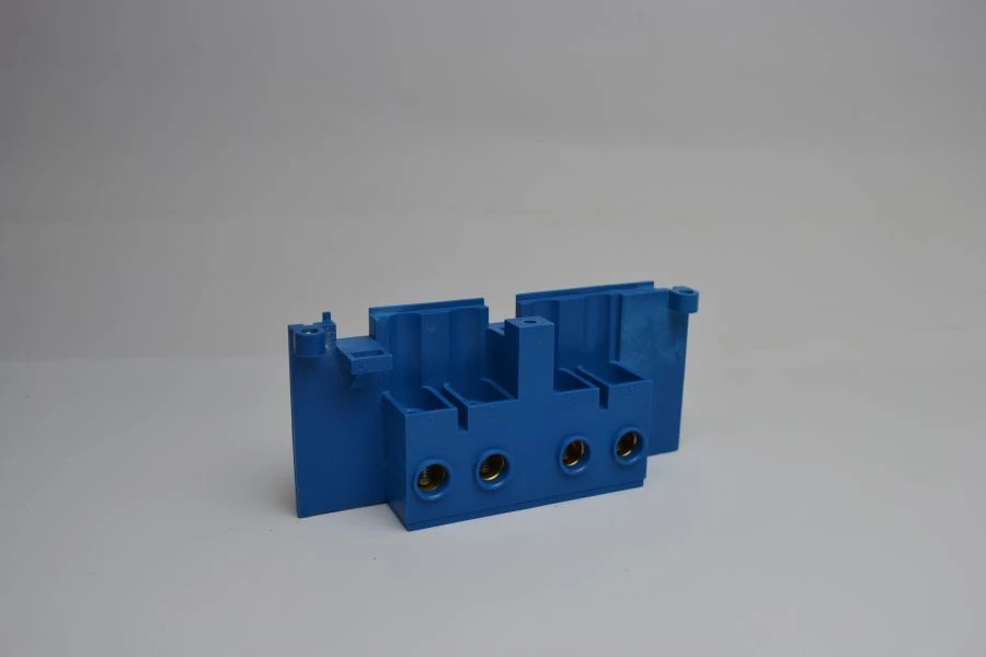 Terminal Block for Electric Meters with Current Transformers - PBGH 411612.0101