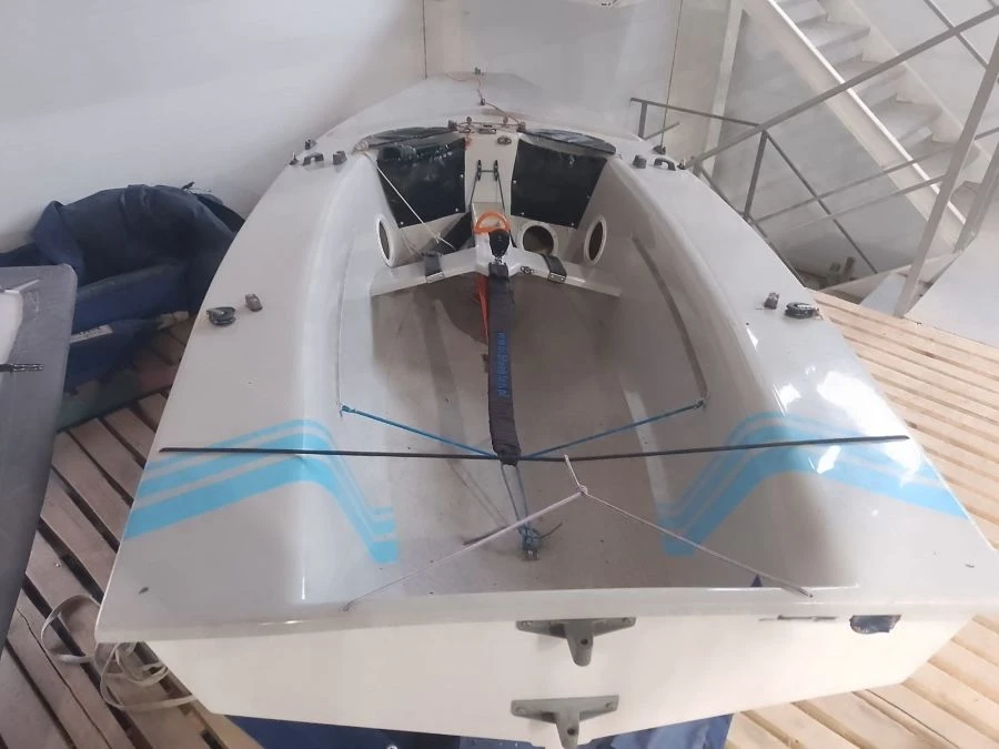 Cadet Class Dinghy - International Sailing Yacht