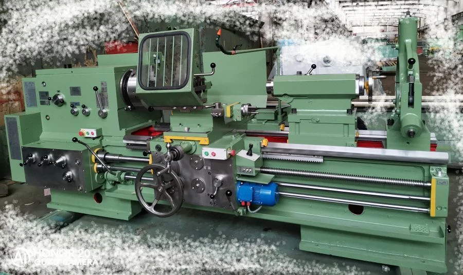 Versatile Lathe Machine 16K40P-1 for Precision Metalworking