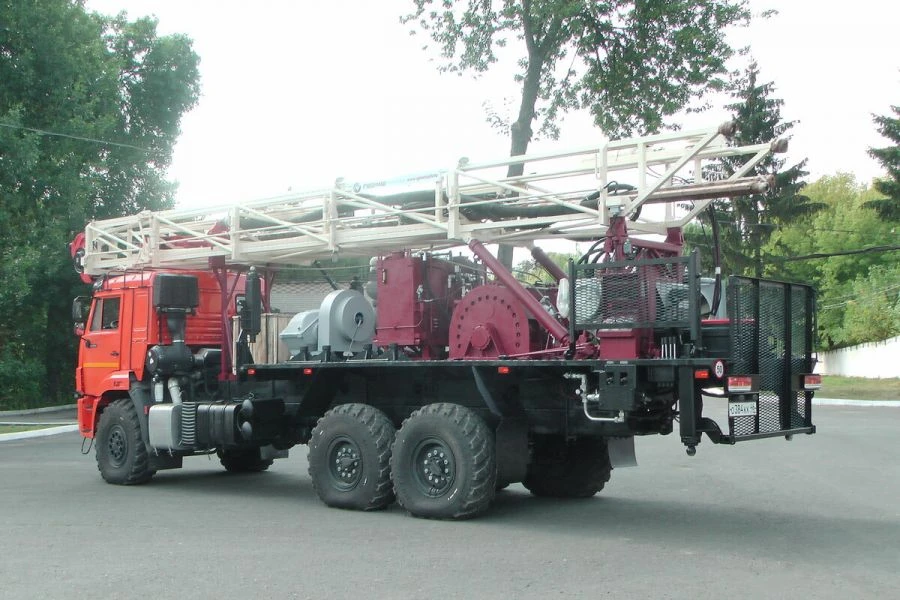 URB25 Exploration and Production Drilling Rig for Industrial Wells