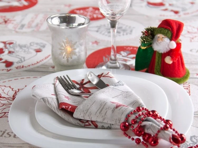 Durable Tablecloths Made from Various Fabrics