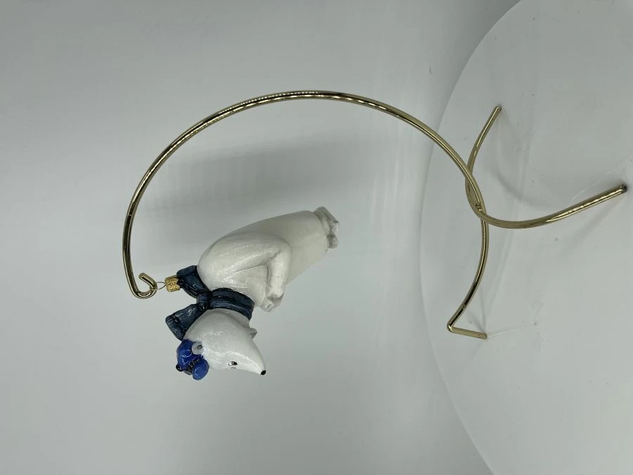 زينة عيد الميلاد الزجاجية اليدوية "دب مع دلو