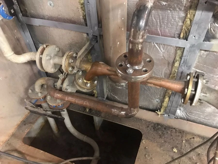 نظام إزالة الرطوبة لأقسام السفينة وضخ الطوارئ