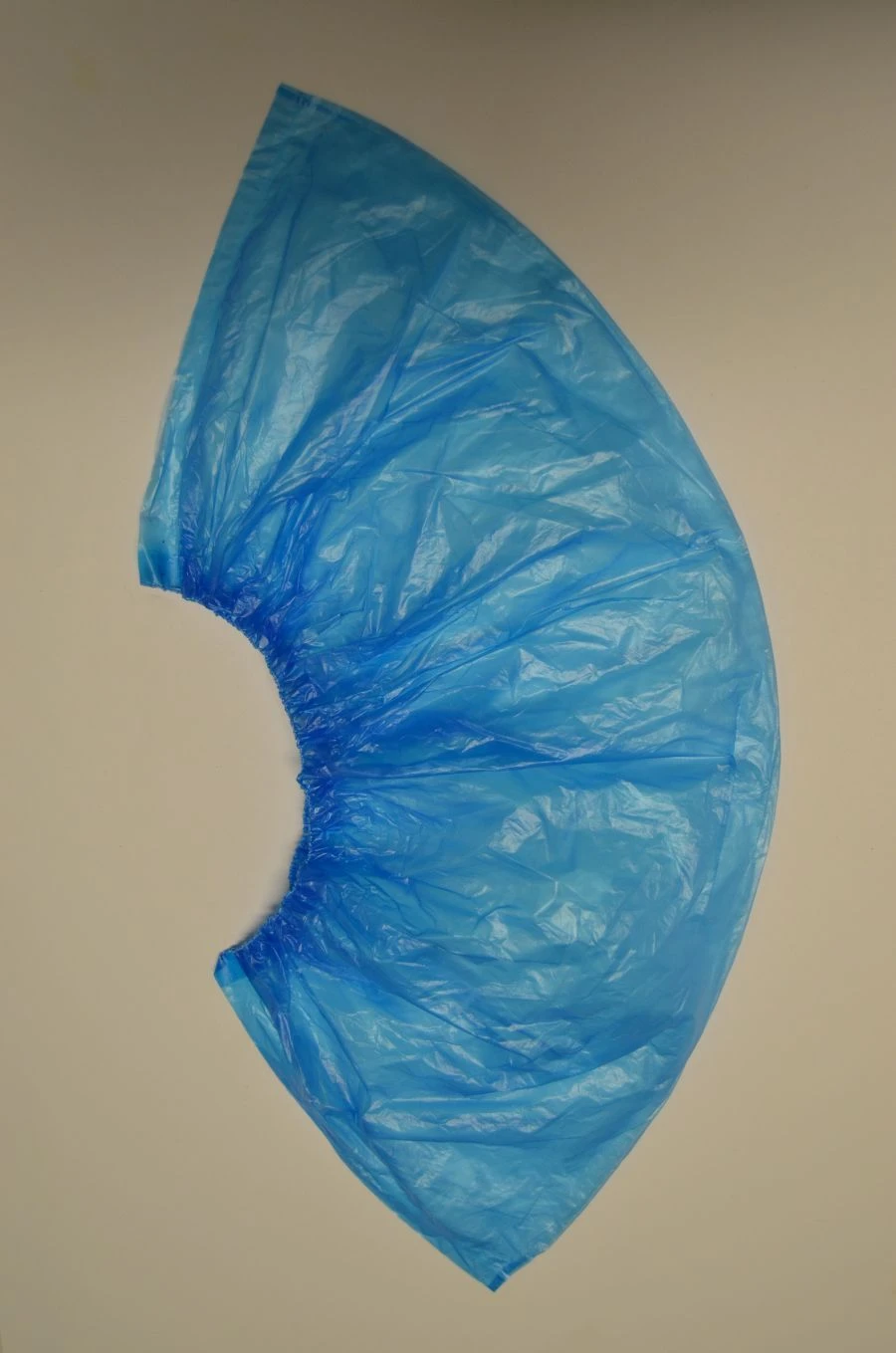 أغطية أحذية طبية من البولي إيثيلين غير معقمة وقابلة للاستخدام مرة واحدة