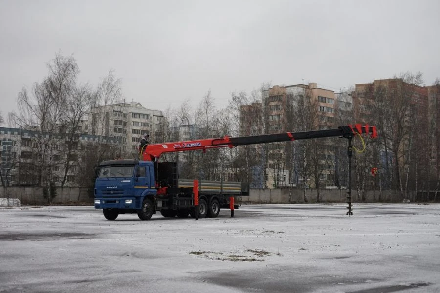 Multi-functional Hydraulic Crane Truck KAMAZ 65117 64K32N-U1