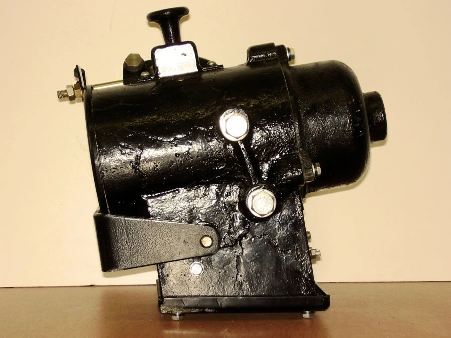 مقبس عالي الجهد للقطارات 1РШ.006