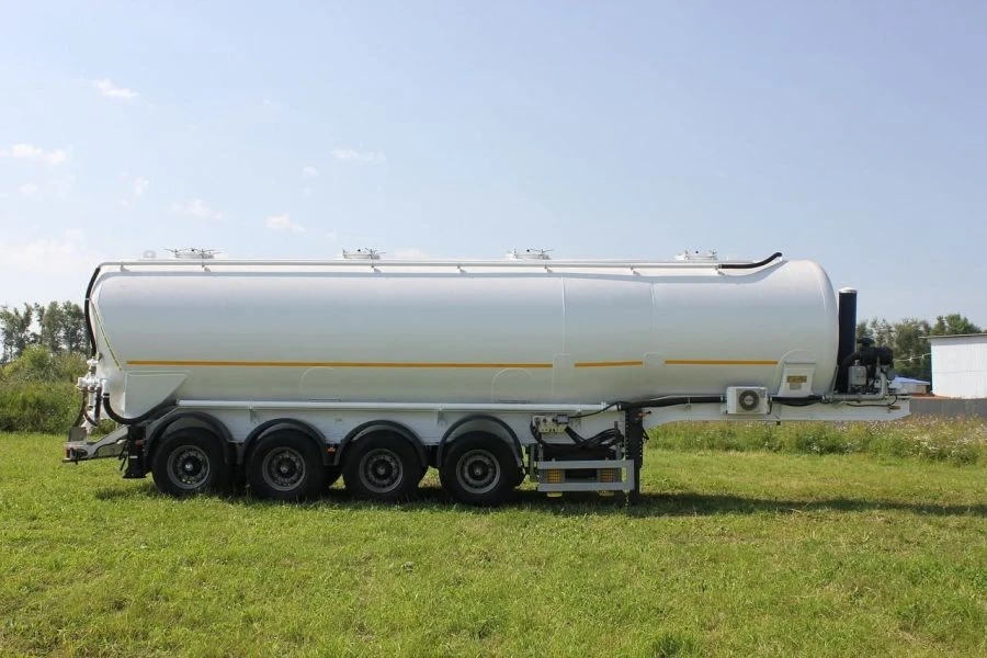 SB4 Type Tank Semi-Trailer for Bulk Cargo Transport