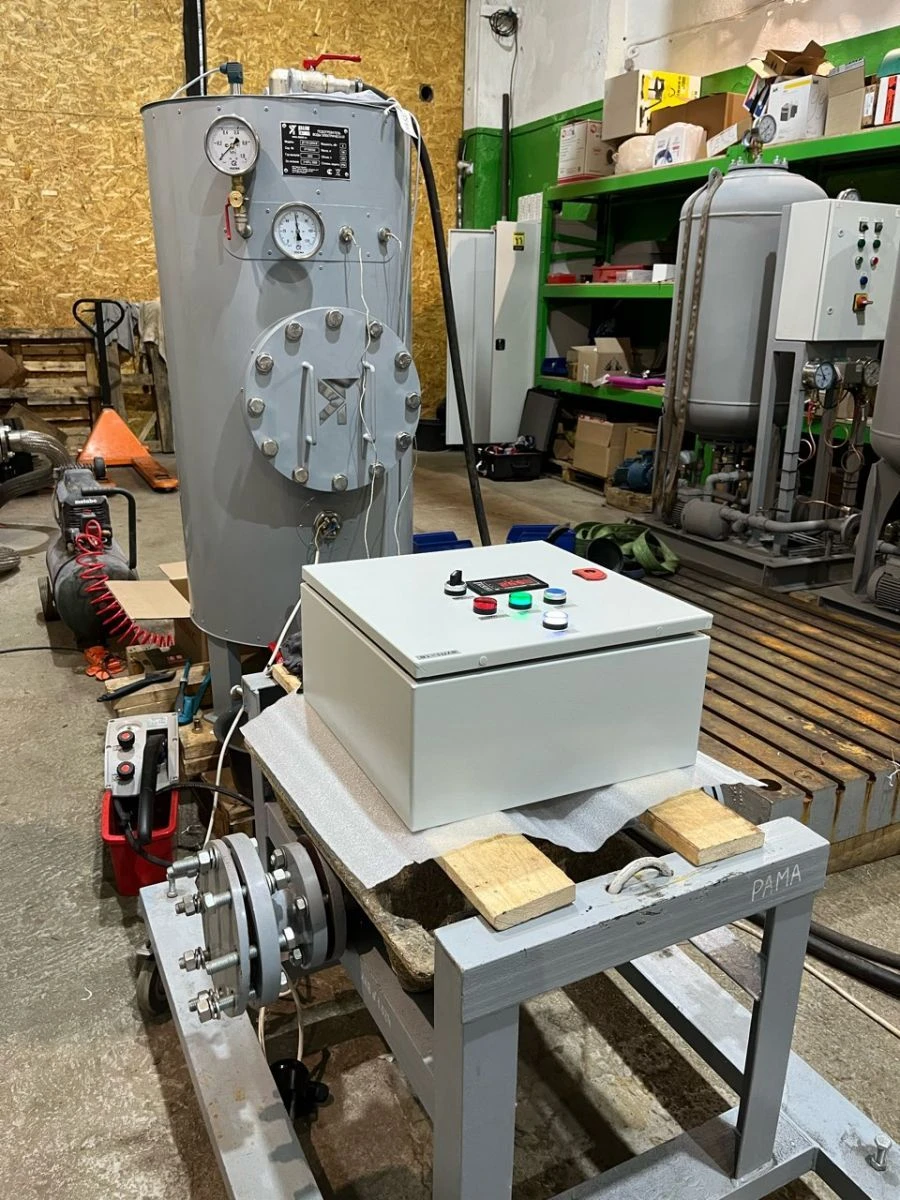 Marine Water Heater DT-PE-200/6-V