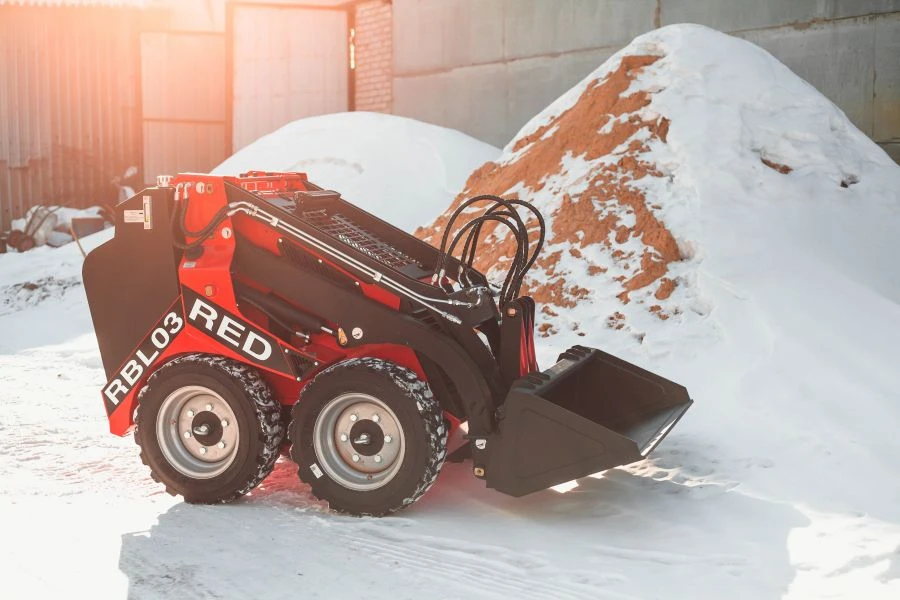 RED RBL 03 Self-Propelled Front Loader with Single Bucket