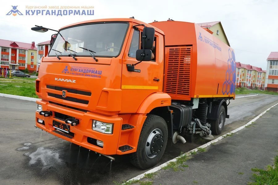 Vacuum Street Sweeper Machine KO-318