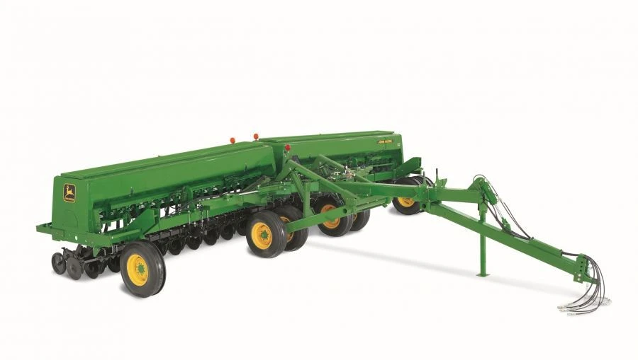 John Deere 455 Trailed Grain Seeder