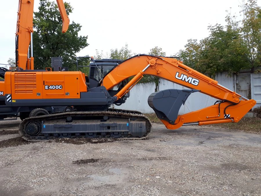 حفار زاحف E400C ذو دلو واحد آلة حفر متعددة الاستخدامات