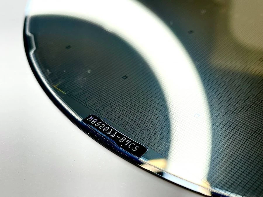 Custom Elements Crystal Plate MIK8205