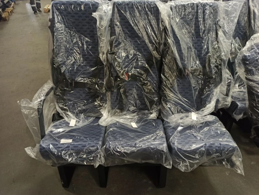 مقعد ركاب حافلة مدرسية مع مساند ذراع A67R42.6840013-20