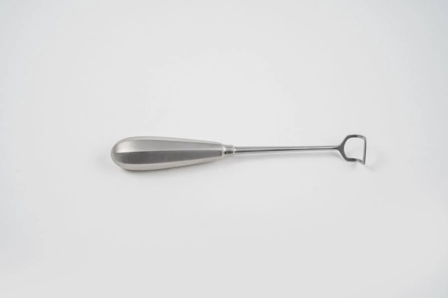 أدوات جراحية قطع الأنسجة والعظام - أدينوتوم رقم 1