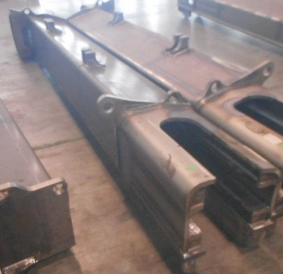 شعاع طولي أيسر موديل 12414947 لنظم المسارات