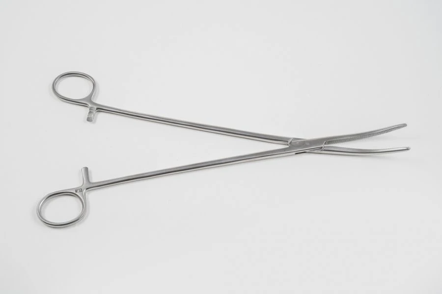 Surgical Hemostatic Clamp VZ-3-42, Vertical Curved, 240mm