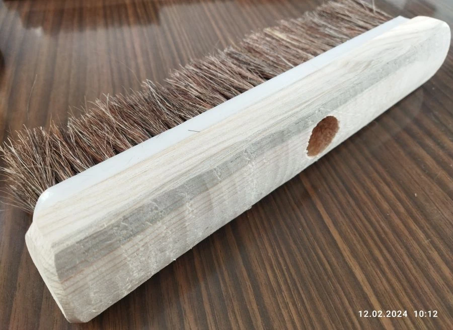 فرشاة تنظيف الأرضية من شعر طبيعي