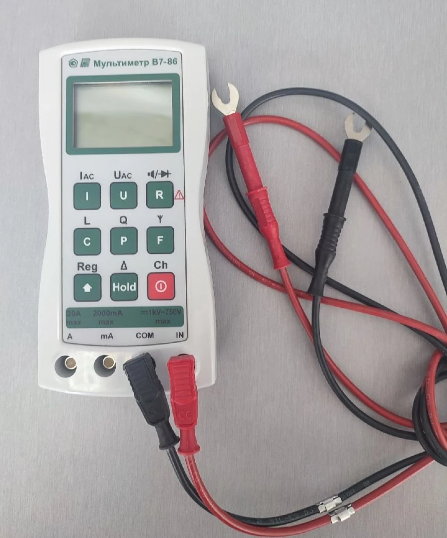 Digital Multimeter V7-86 for Voltage and Current Measurement