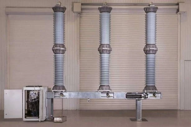 مفتاح الغاز للشبكات ثلاثية الطور VGP-110