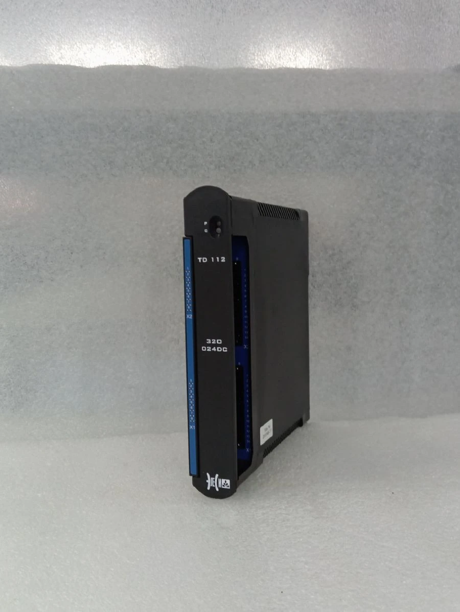 Programmable Controller ELSI-MKC with Discrete Output Module TD 112 32O 024DC