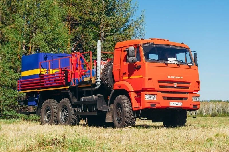 Cementing Unit UZST Type UZST03 Model 5870-10 on KAMAZ 5350-D5 Chassis