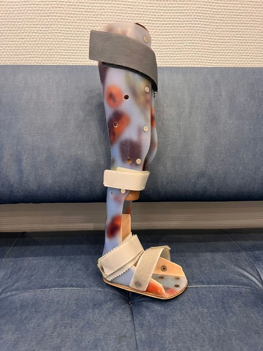 دعامة كاملة للساق لتثبيت وتصحيح