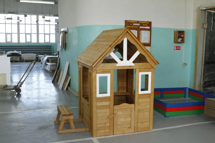 Children's Playhouse Solar House Art. S910