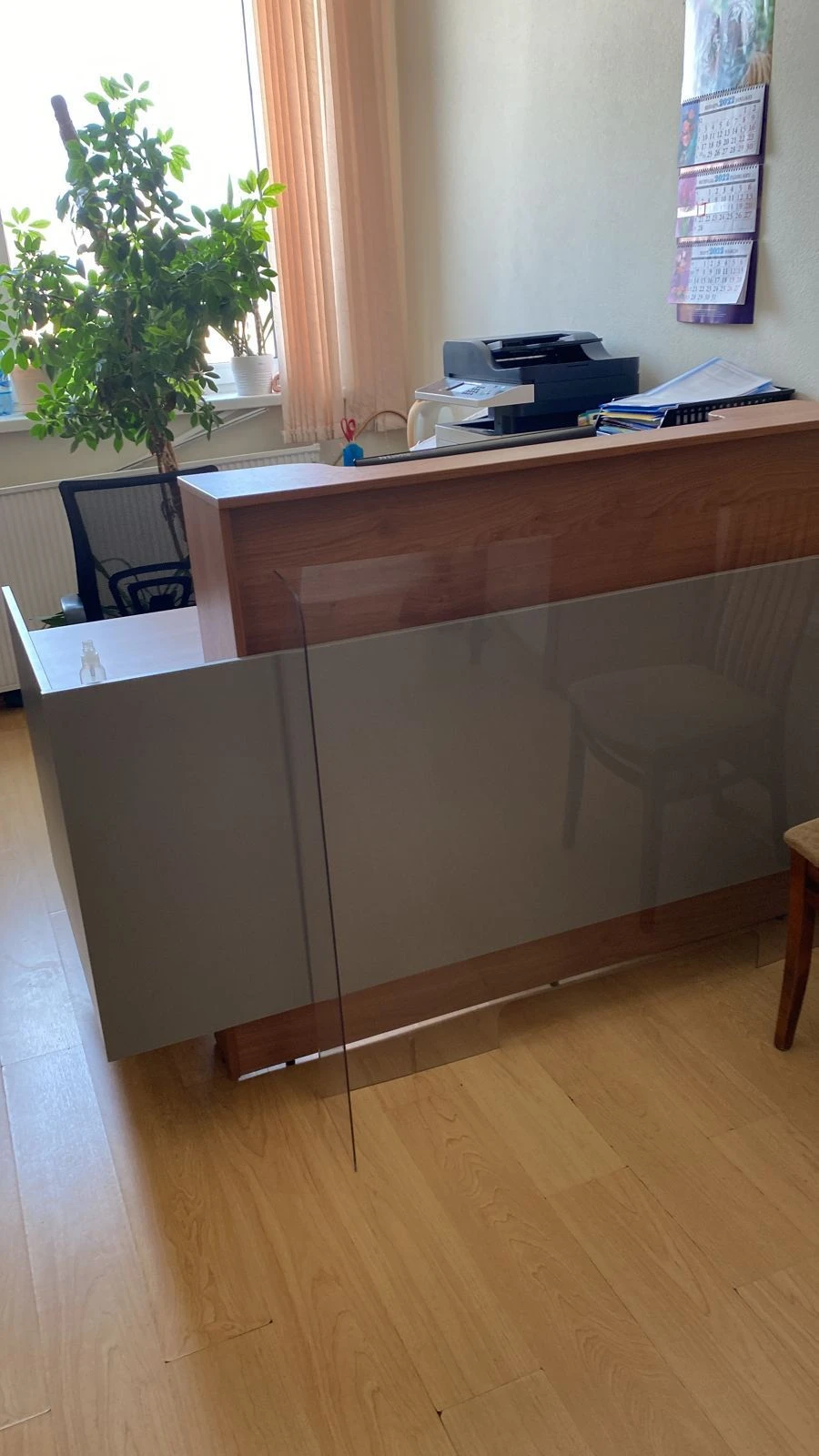 Library Barrier Table for Book Lending and Storage