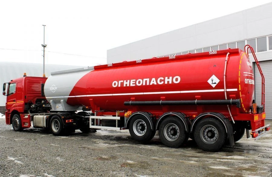 نصف مقطورة خزان لنقل المنتجات النفطية الخفيفة BONUM 914210