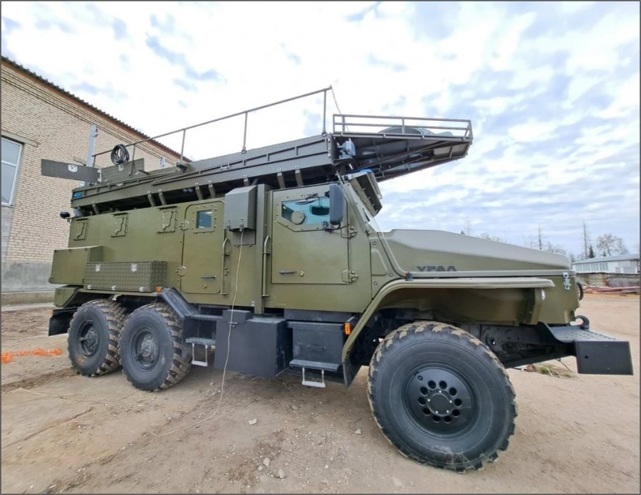 Armored Mobile Communication Node for Robotics Complex (PUS BR-RC) Model 5027BR-RC based on URAL VV