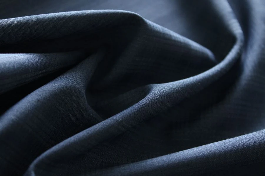 Half-Wool Suiting Fabric 18c185cAR-DY, Color 27-11