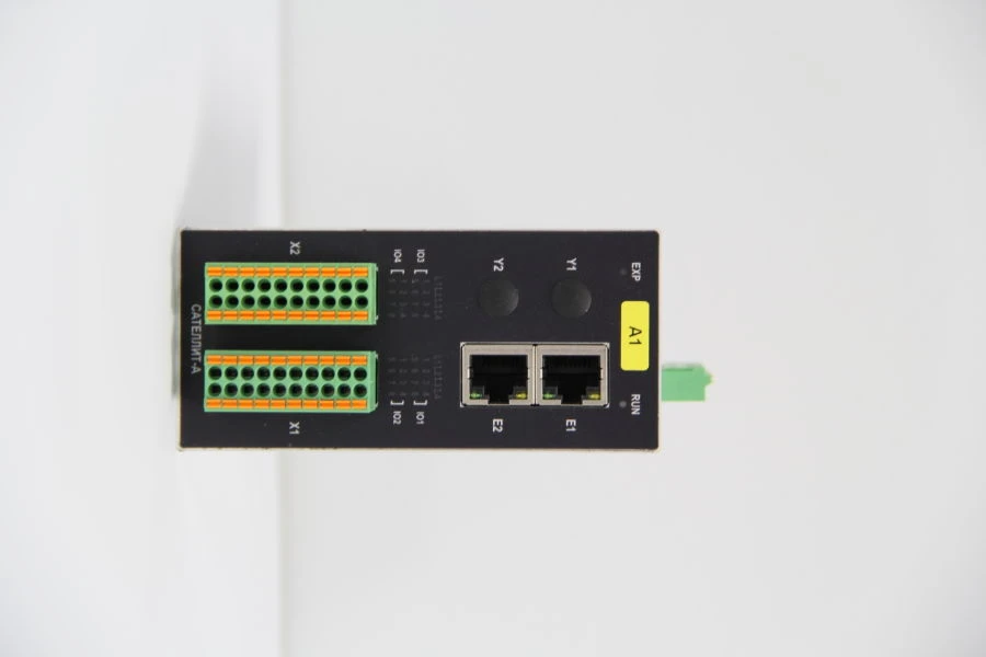 وحدة التحكم ساتل-أ