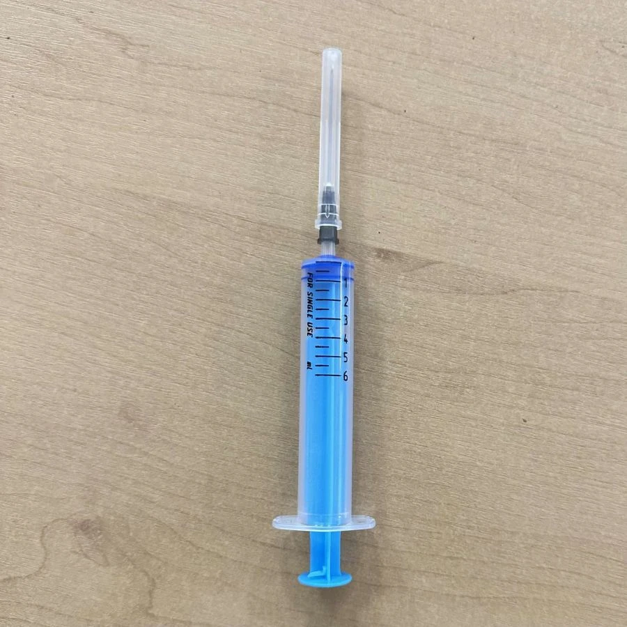 Sterile Single-Use Three-Part Luer Injection Syringe with Needle, Type 6A