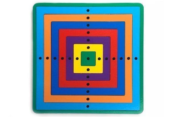 لعبة الشبكة الملونة (مربع)