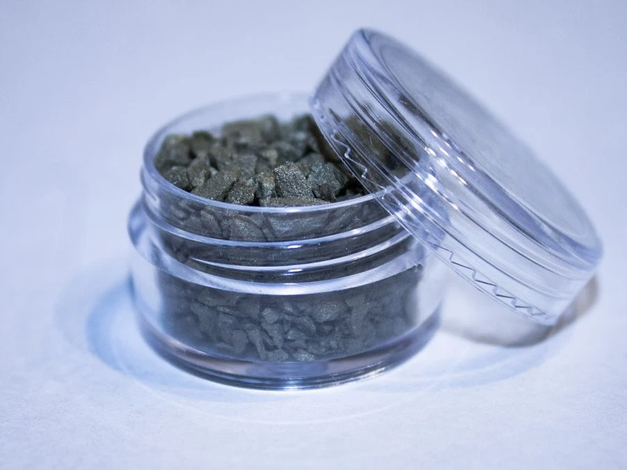 أكسيد التيتانيوم (II) للرش الفراغي