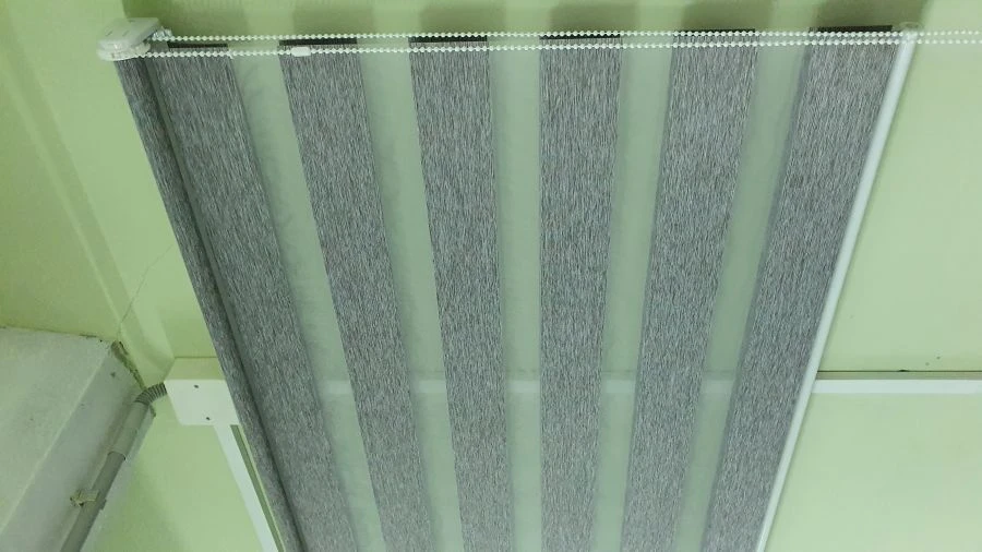 الستائر القابلة للإسطوانة كلاسيك وزيبرا