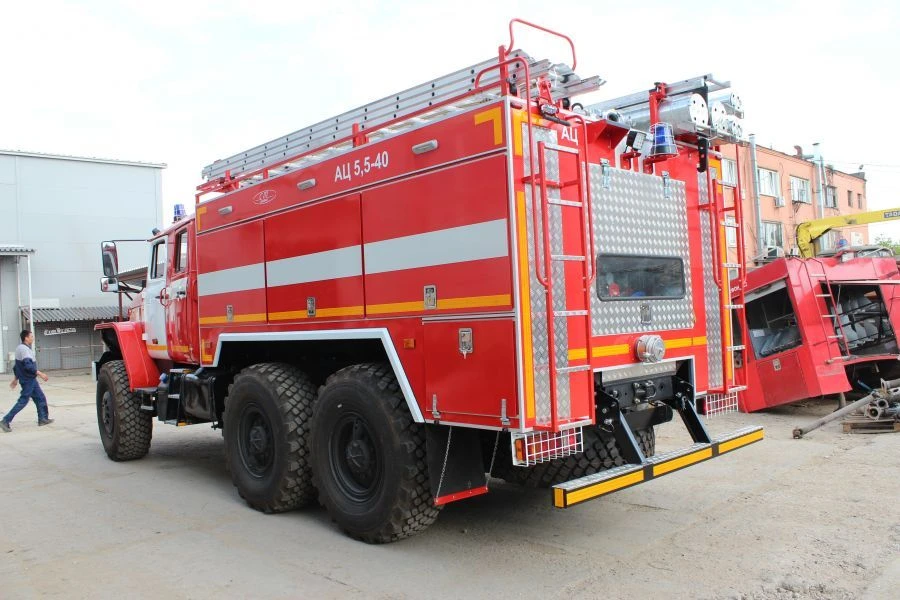 Fire Truck Auto-Cistern AC 5.5-?0 (5557) Model 4344-02