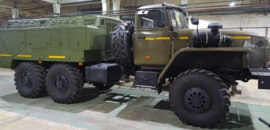 وحدة اختبار الهيدروليك المتنقلة العالمية UPG 300/260-001