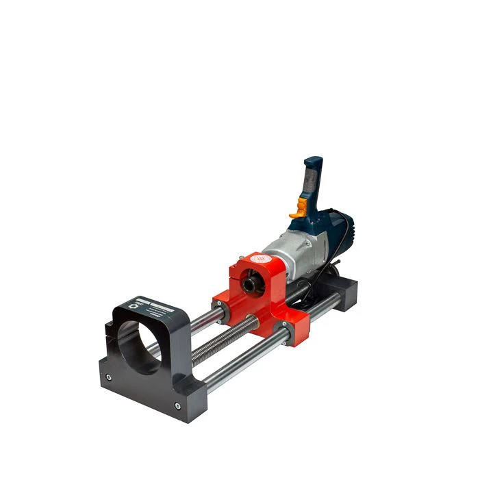 ماكينة حفر متنقلة "بيونير