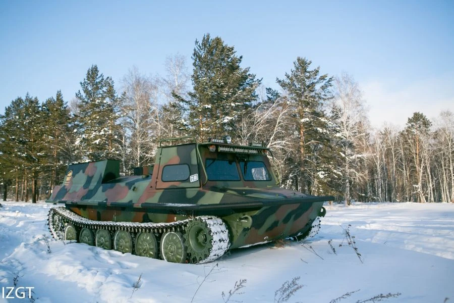 مركبة متعددة التضاريس لنقل الأشخاص والبضائع - TG-126-04