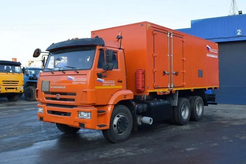 Explosive Material Transport Vehicle UZST04 586В-10 on KAMAZ Chassis