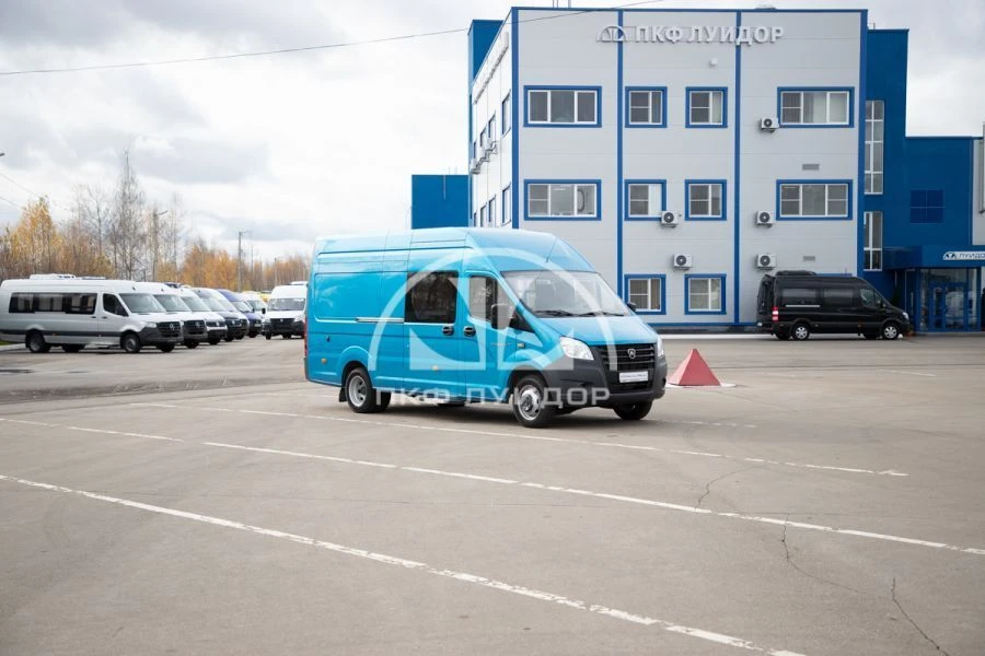 Gasoline-Powered Cargo Trucks Type 2250 Models: 2250GA, 2250GD, 2250GU, 2250GV, 2250GX, 2250GY, 2250GZ