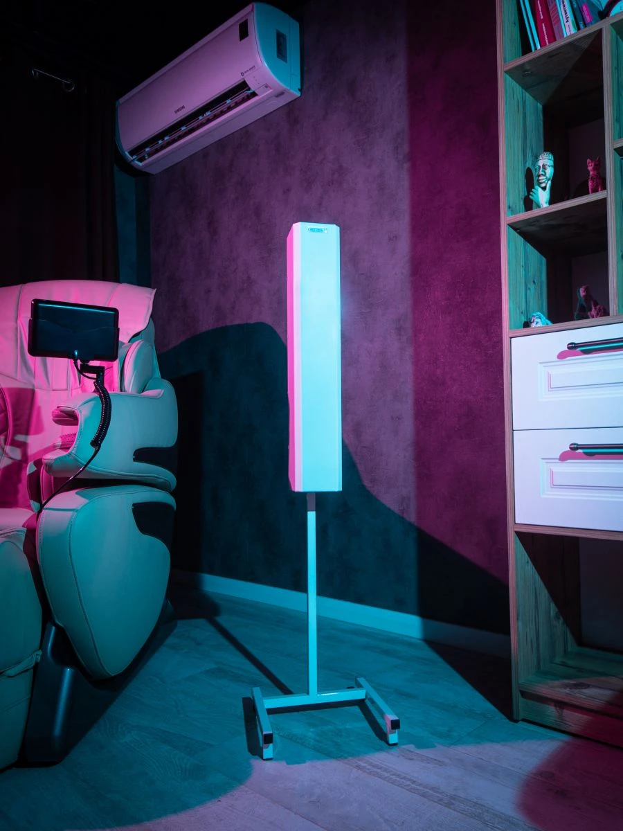 جهاز تعقيم الهواء بالأشعة فوق البنفسجية "سفيتوفون 215