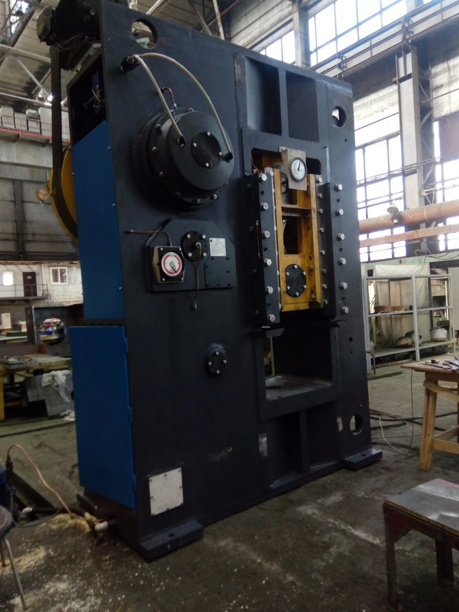 Mechanical Press for Cold and Hot Stamping KБ8338Б