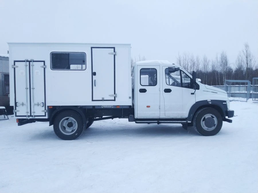 ورشة متنقلة من النوع 2790E على هيكل GAZ، التعديلات C4 C41R13 C41R33 C42R33